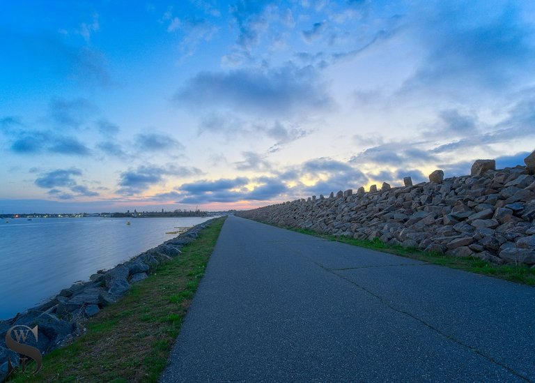 hurricane barrier wall-5.jpg