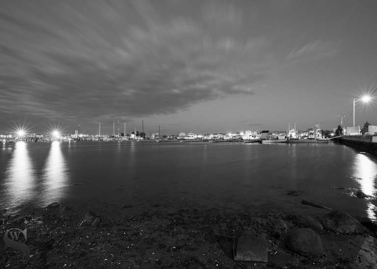 mono here and there-2.jpg