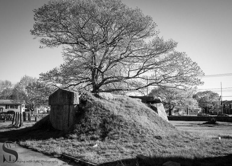 mono cemetery-3.jpg