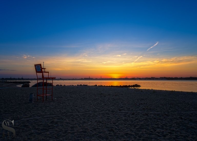 lifeguard towers -9.jpg