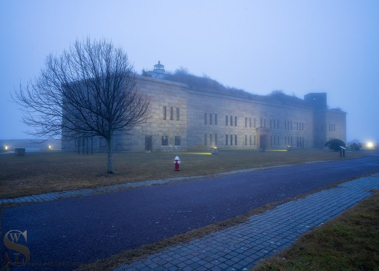 www foggy at the fort_-3.jpg