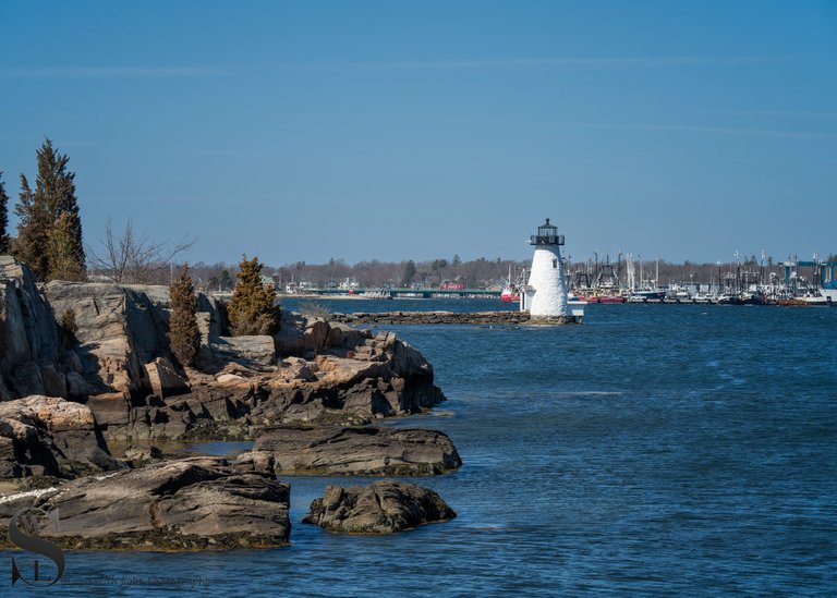 palmers island light.jpg