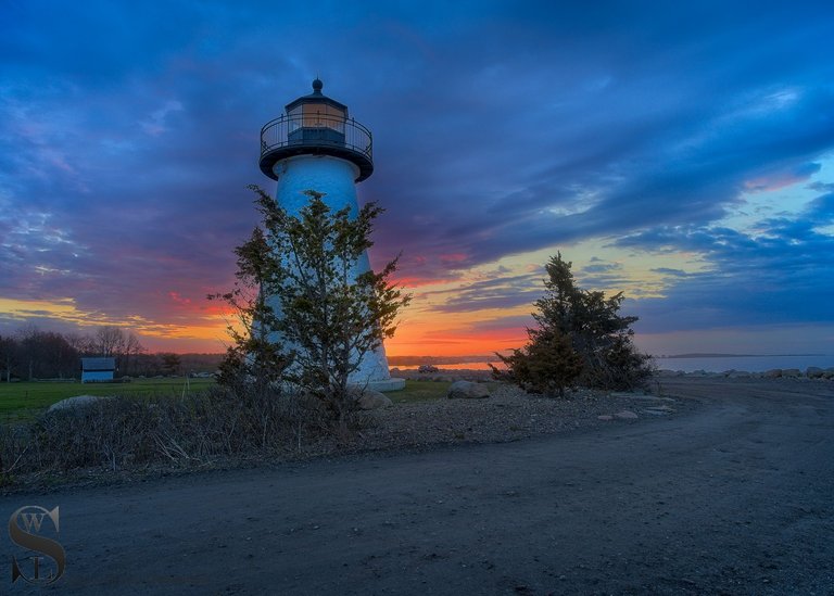 neds point light-2.jpg