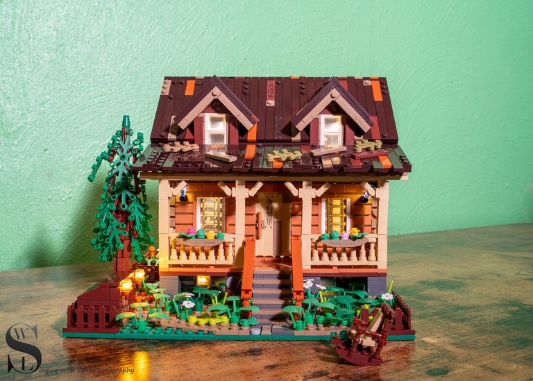 wood cabin.jpg