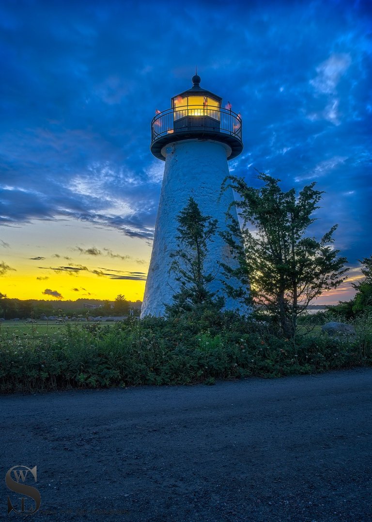 neds point light-2.jpg