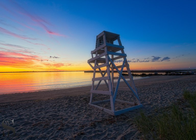 Lifeguard towers_-4.jpg