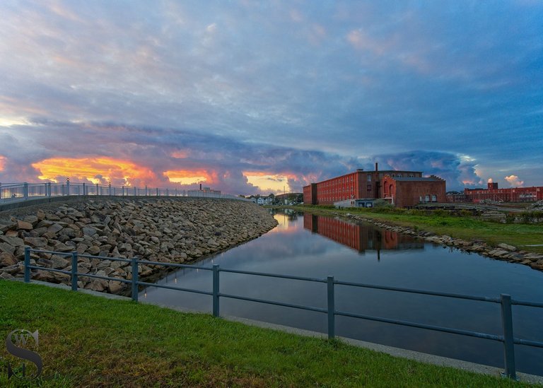 hurricane barrier wall-3.jpg