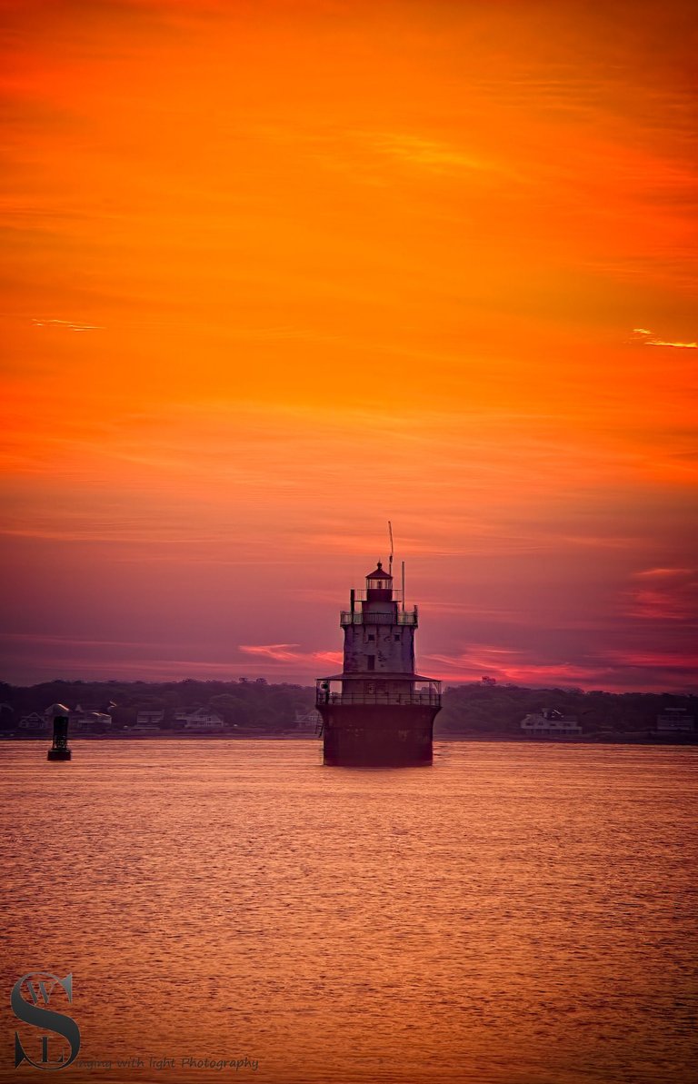 butlers flat lighthouse_-4.jpg