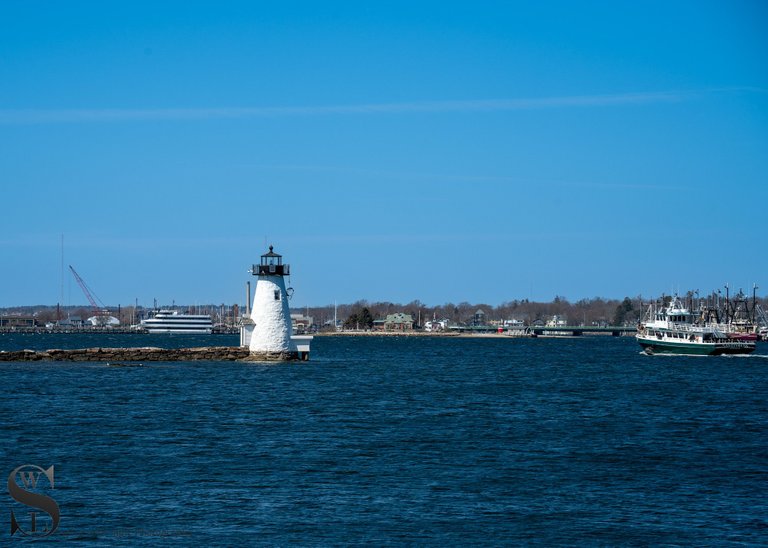 palmers island light-3.jpg