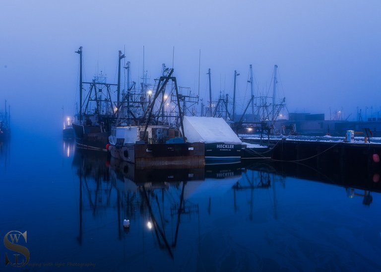 foggy by the port-3.jpg