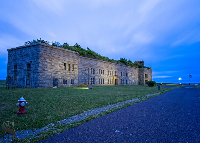fort rodman-5.jpg