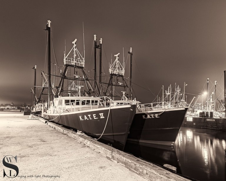 mono at port.jpg