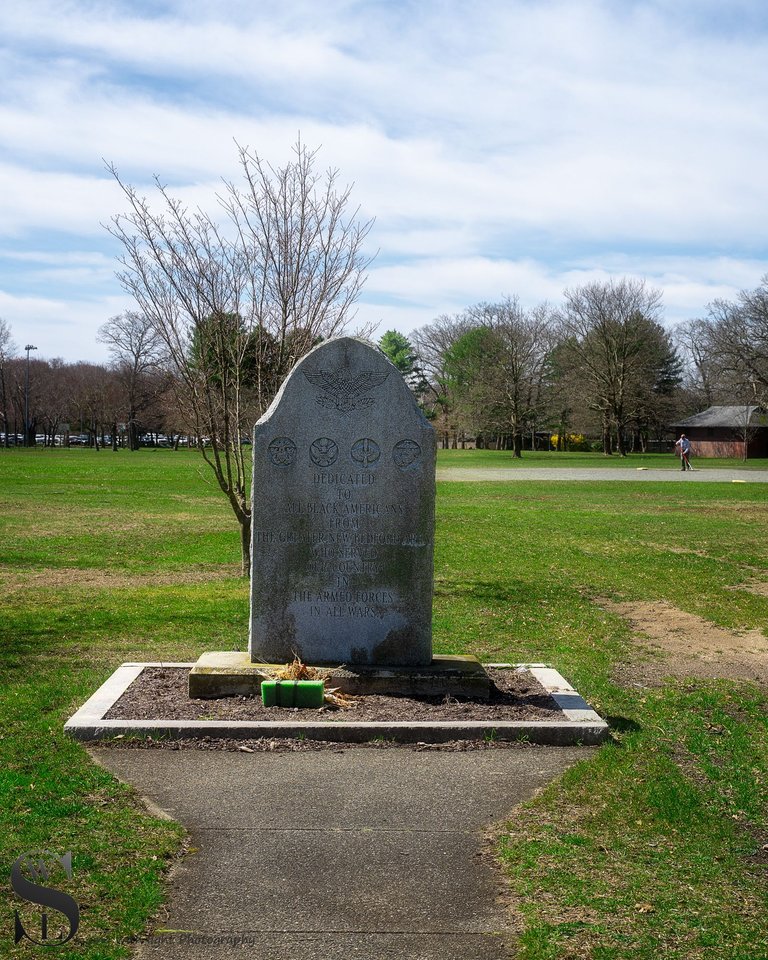 ww walk memorials-4.jpg