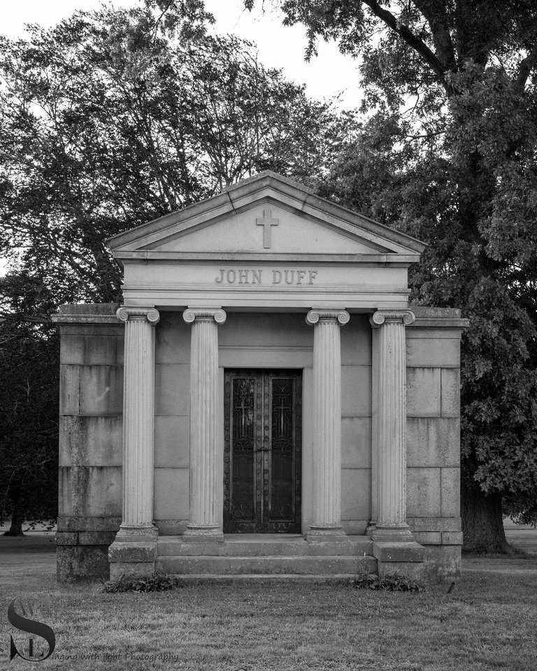 mono St Marys cemetery-2.jpg