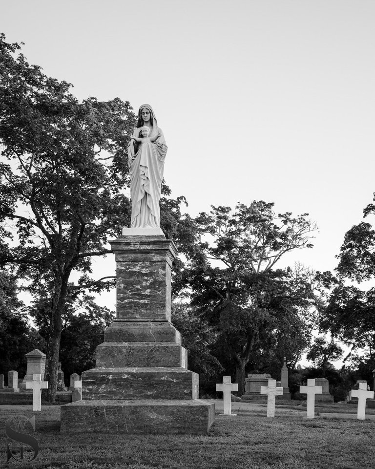 mono St Marys cemetery-4.jpg