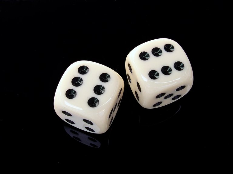 dice-689618_1920.jpg