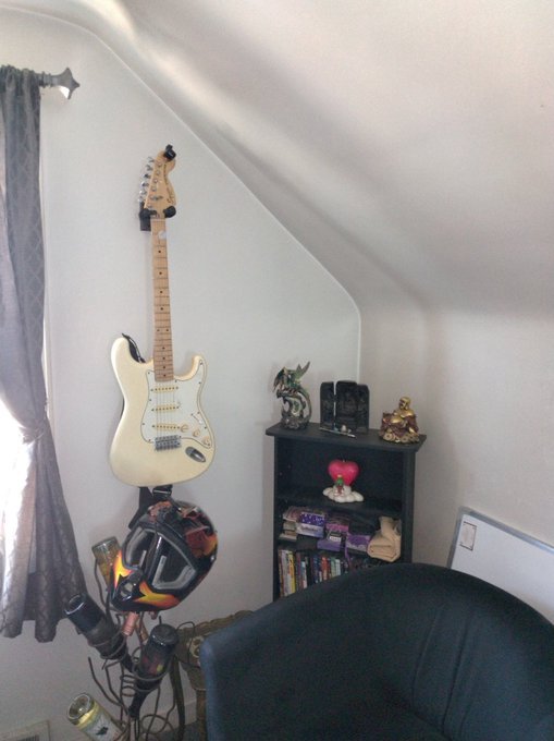 I have achieved wall mounted guitar.