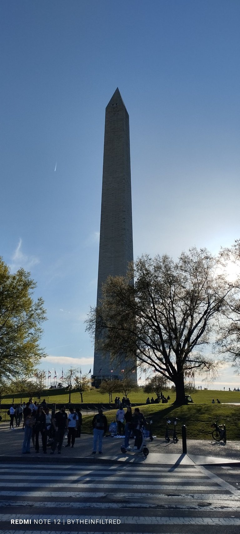 Washington Monument from 100m ahead