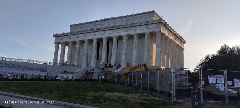 The Lincoln's Memorial by outside