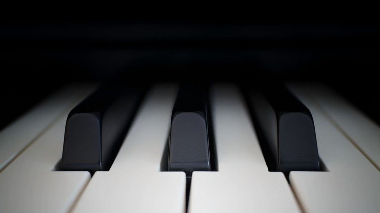 piano-3112410_1280.jpg