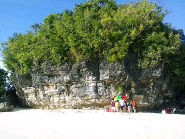 Sublimesunday: Traveling at Enchanted River In Surigao Del Sur And Boslon Island in Surigao