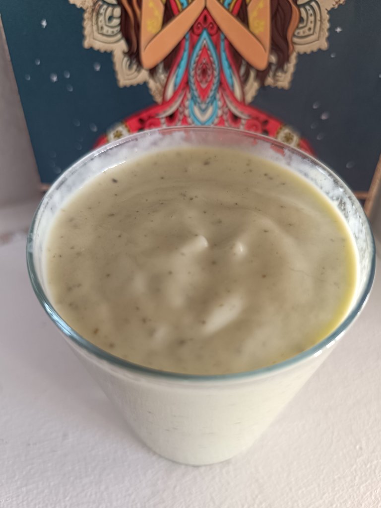 Smoothie with banana avocado and whole milk (3).jpg