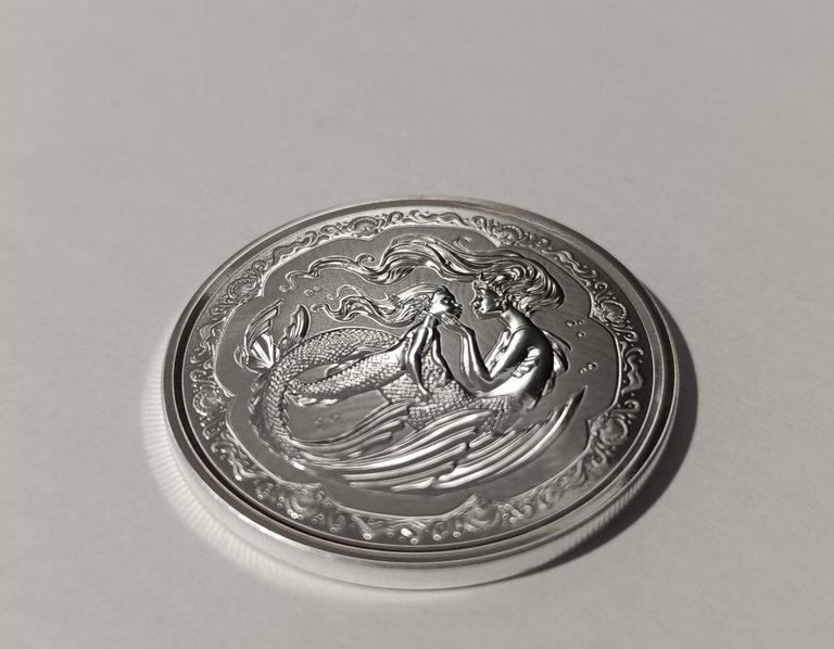 2023  Samoa 1 oz silver mermaid mother and daughter round (30).jpg