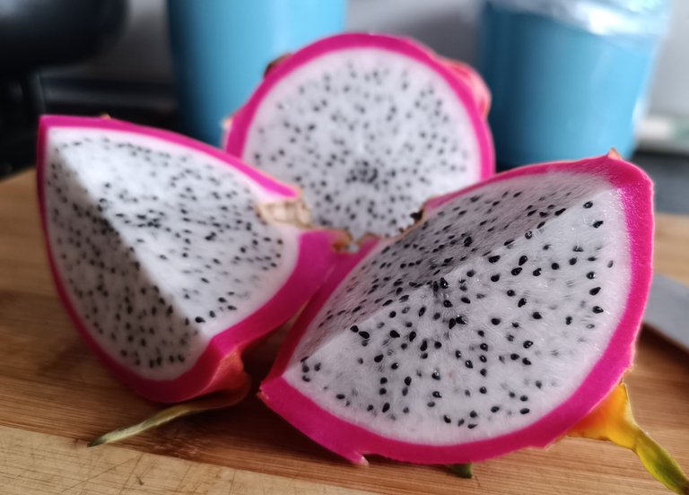 First pitaya smoothie of 2025 (3).jpg