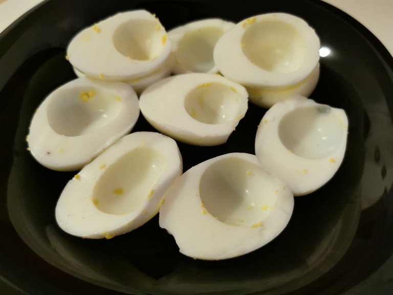 Deviled Eggs (1).jpg
