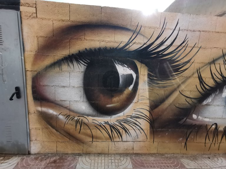 Eyes street art RDM (11).jpg