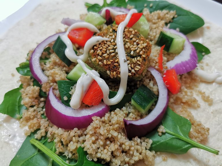 homemade falafel wraps (7).jpg