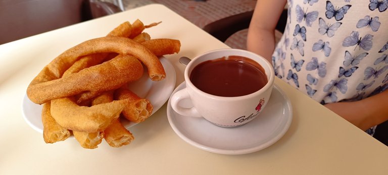 Churros for breakfast (4).jpg