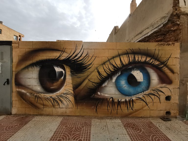 Eyes street art RDM (9).jpg