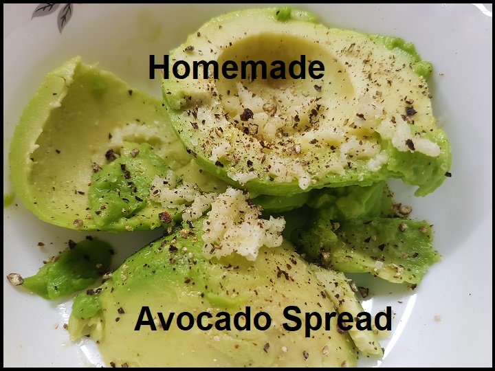 homemade avocado spread.jpg