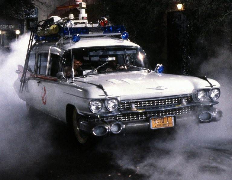 ecto-1_ghostbusters.png