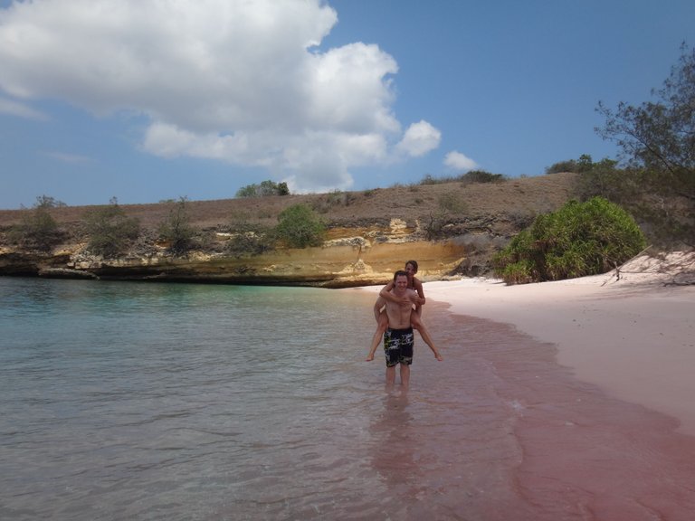 PinkBeach6.JPG