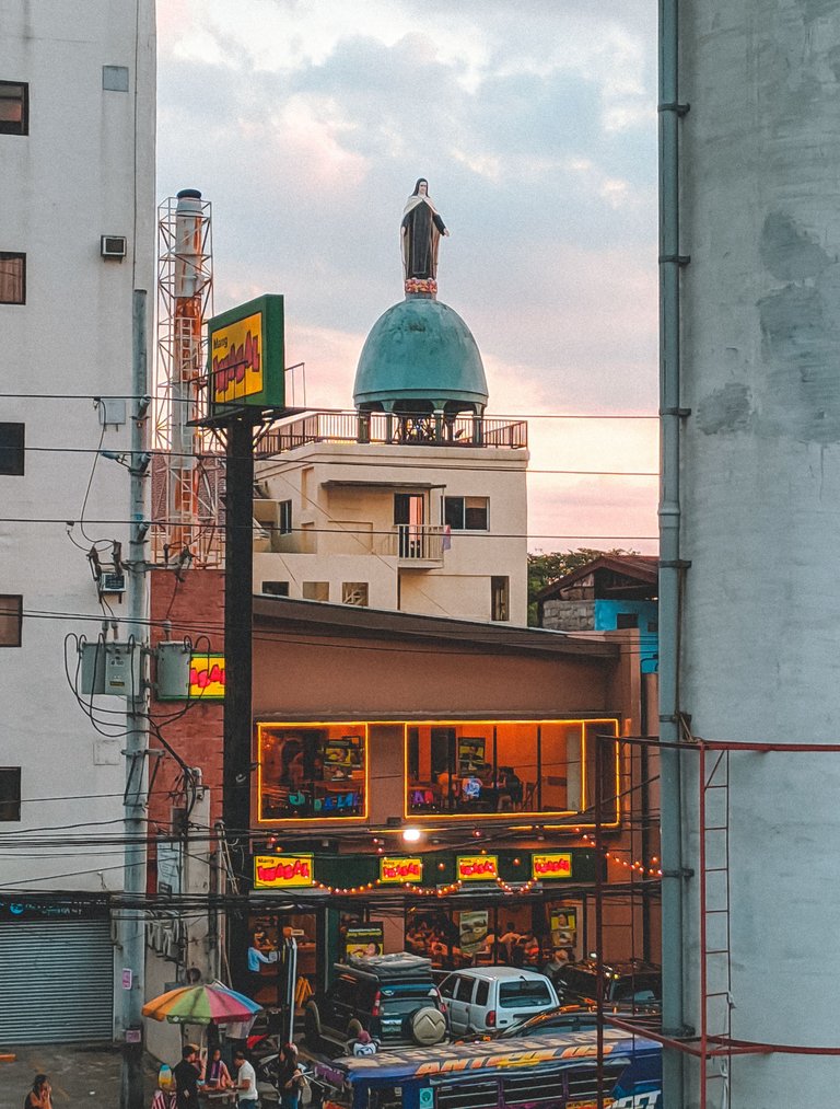 Used 2.jpg