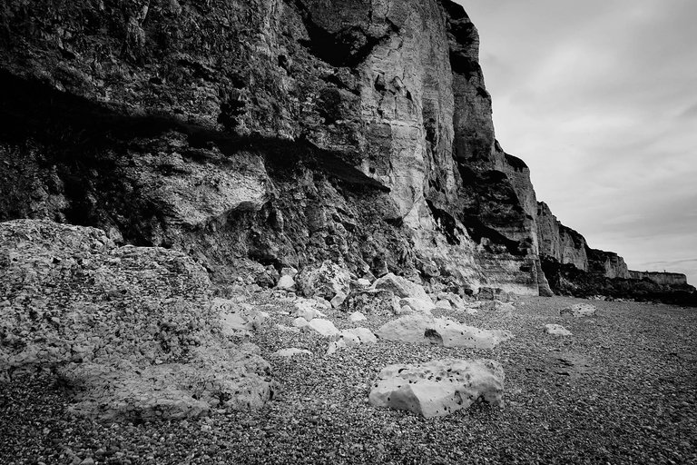 Cliffs5.jpg