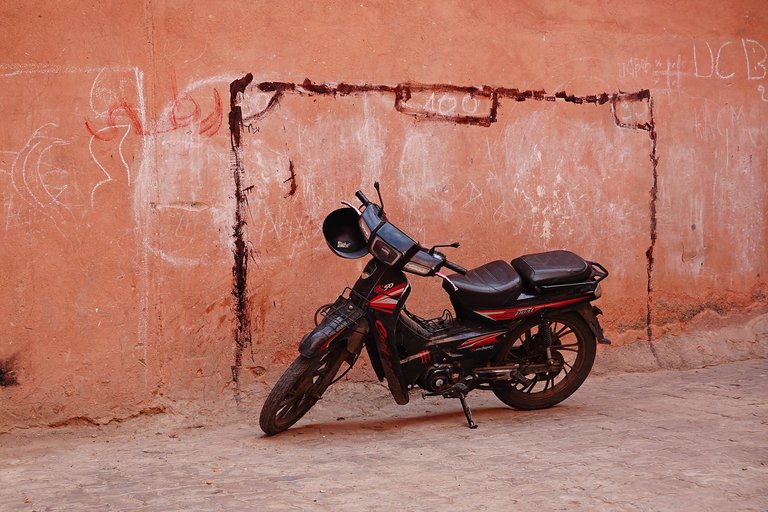 Marrakech Street1.jpg