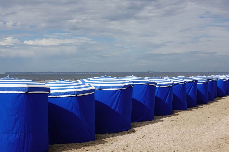 Beach5.jpg