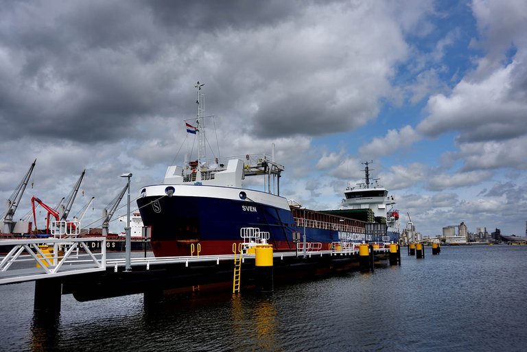 Port4.jpg
