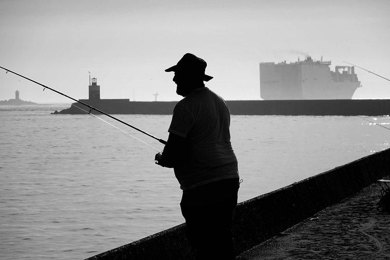 Fishing3.jpg