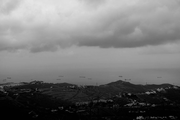 Volcan view3.jpg