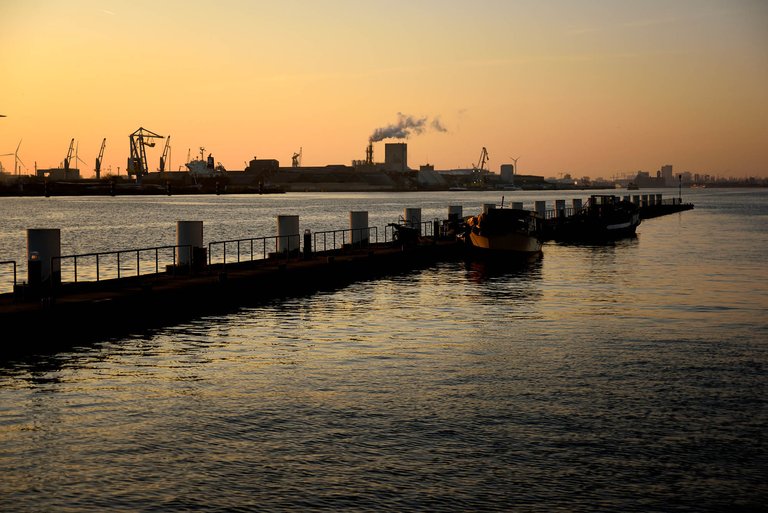 Sunset1.jpg