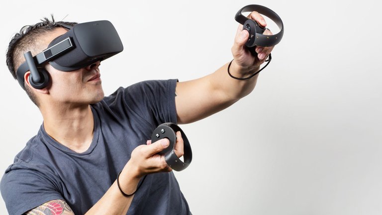 hipertextual-facebook-escondio-mensajes-secretos-miles-controles-oculus-rift-2019395286.jpg