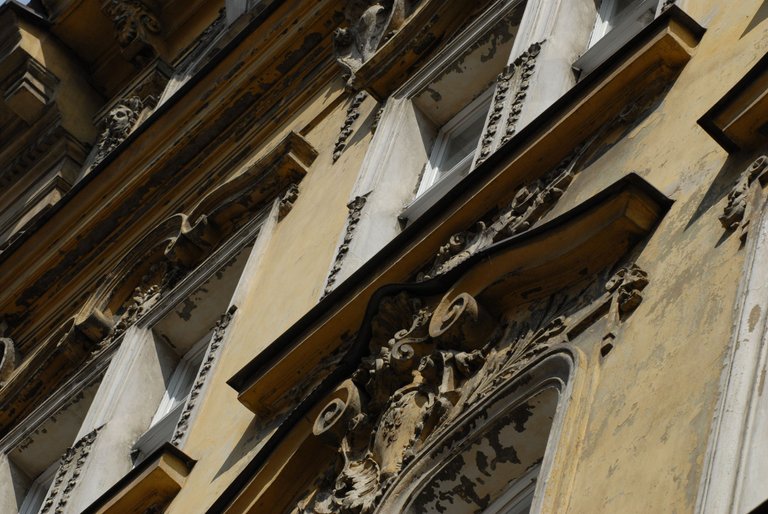 Building Detail5.JPG