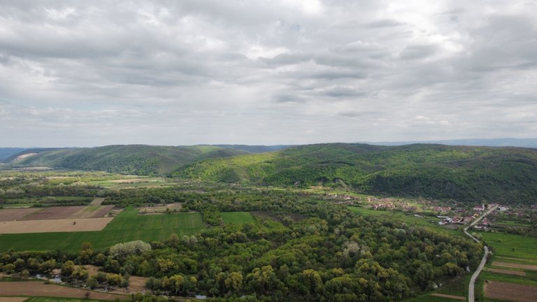 dji_fly_20230429_161616_990_1682797997113_photo_optimized.jpg