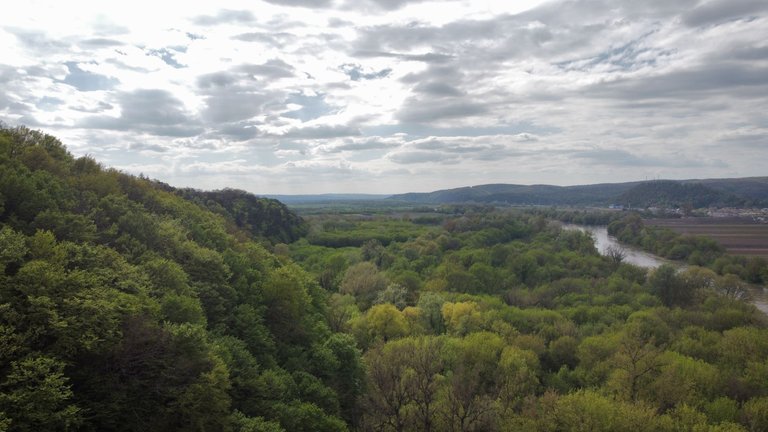 dji_fly_20230429_164322_15_1682798383009_photo_optimized.jpg