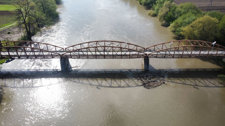 dji_fly_20230429_165806_43_1682798632554_photo_optimized.jpg