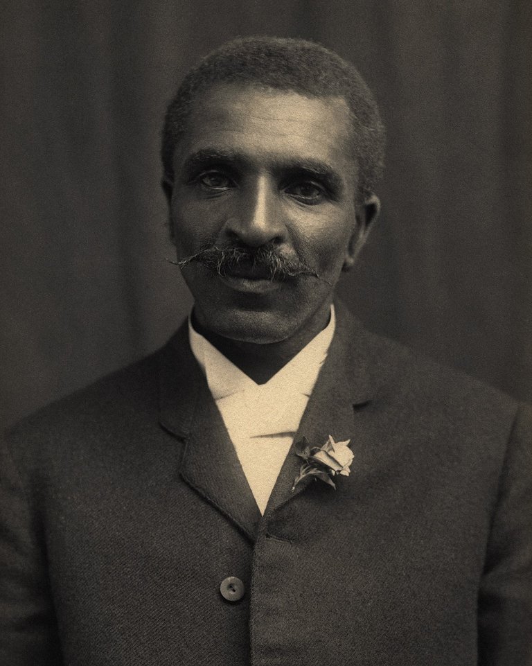 George_Washington_Carver_c1910_-_Restoration.jpg